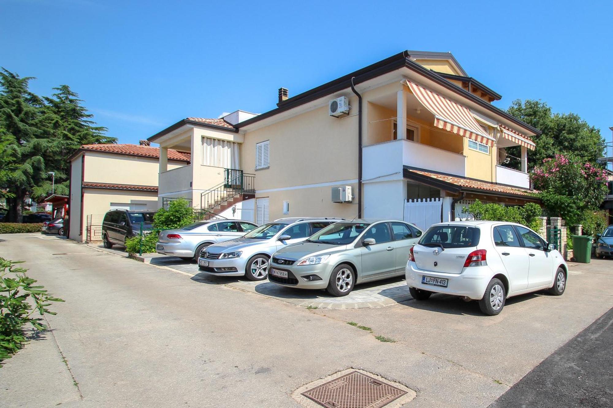 Viviana Damir A2 Apartment Новиград Екстериор снимка