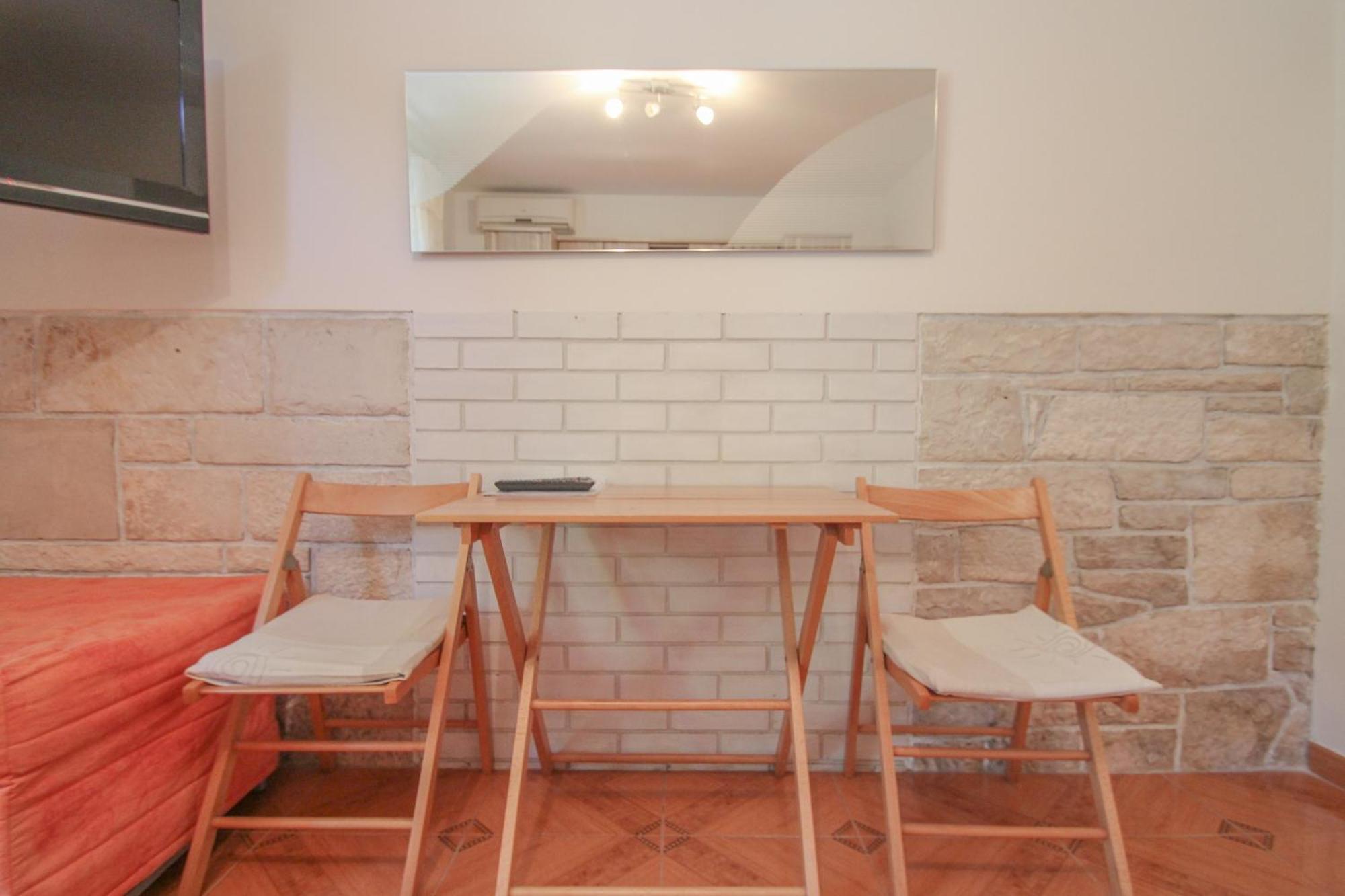 Viviana Damir A2 Apartment Новиград Екстериор снимка