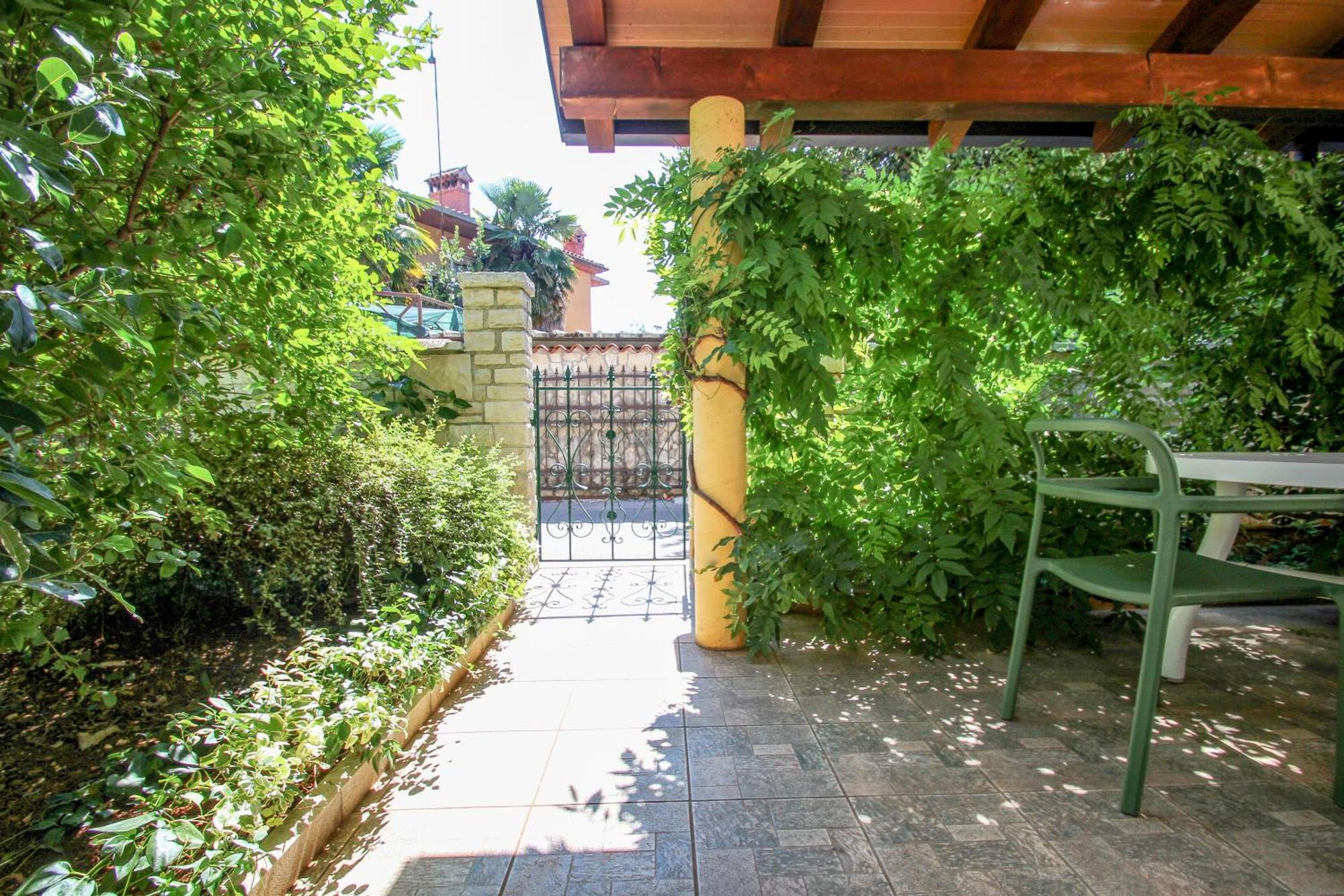 Viviana Damir A2 Apartment Новиград Екстериор снимка